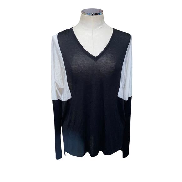 Vince Black White Colorblock V-Neck Long Sleeve Pullover Sweater Top Size Small - Picture 2 of 7